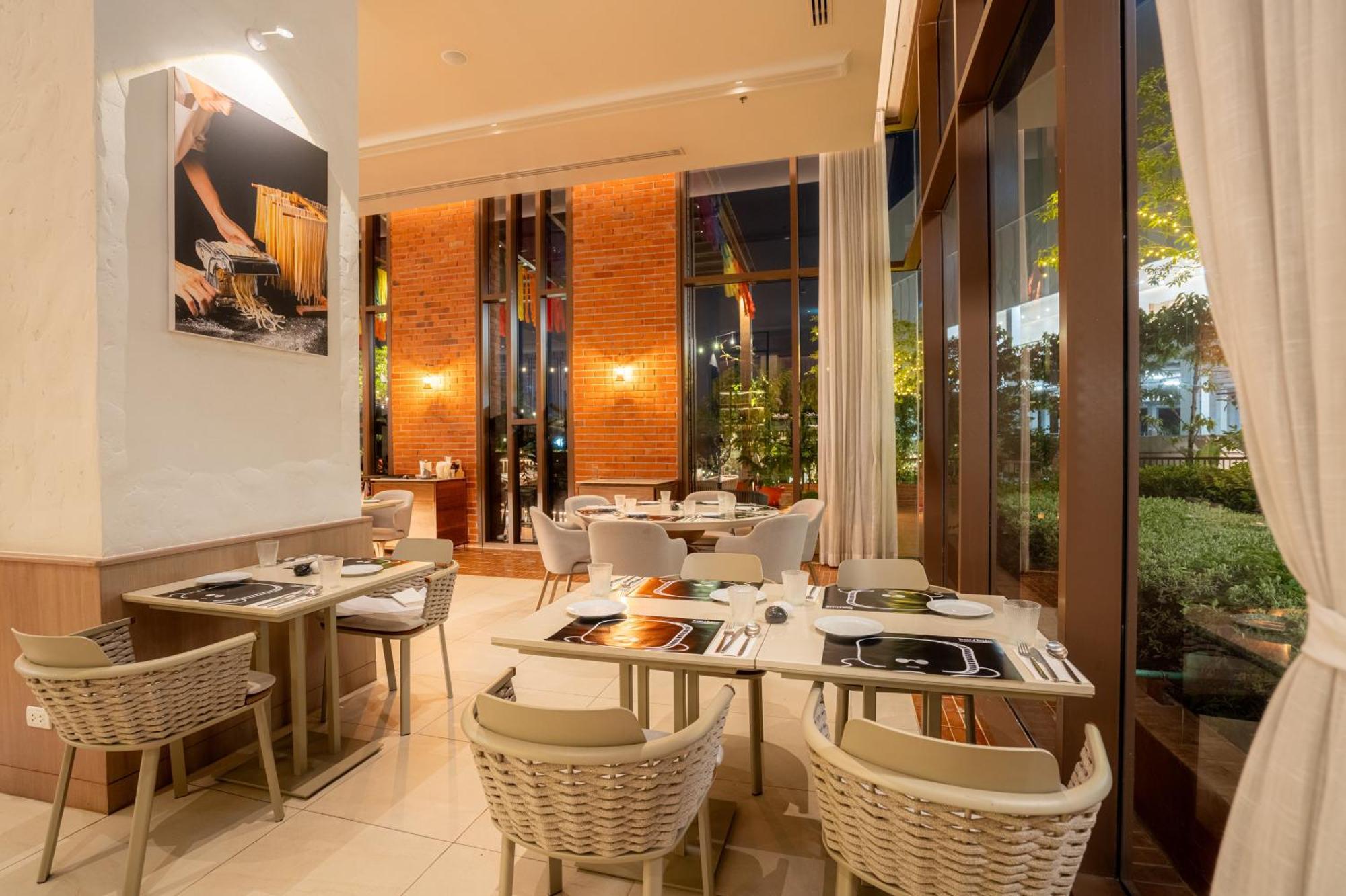 Centara Ubon Hotel Ubon Ratchathani Exterior photo